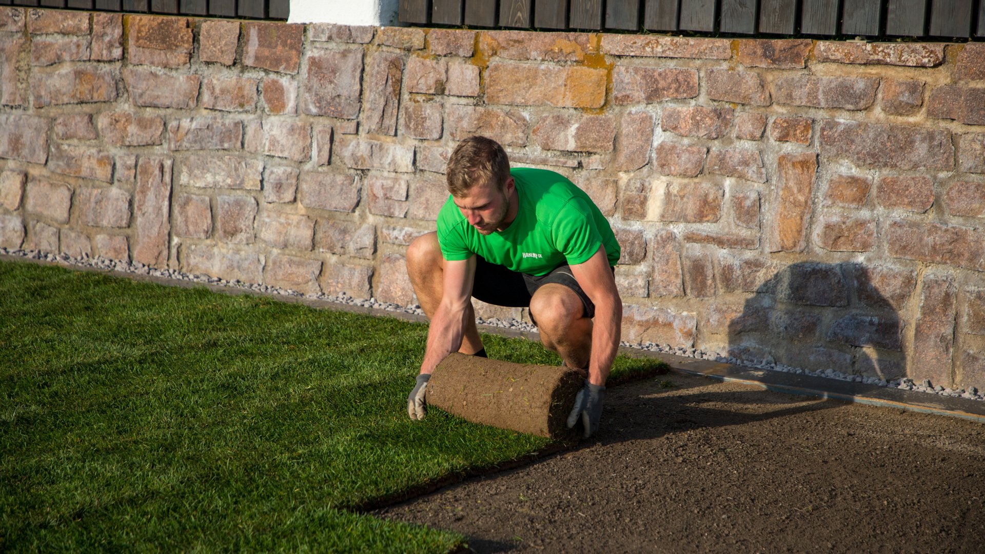 Vuoi conoscere il costo del prato a rotoli? Vuoi conoscere il costo del prato a rotoli?
